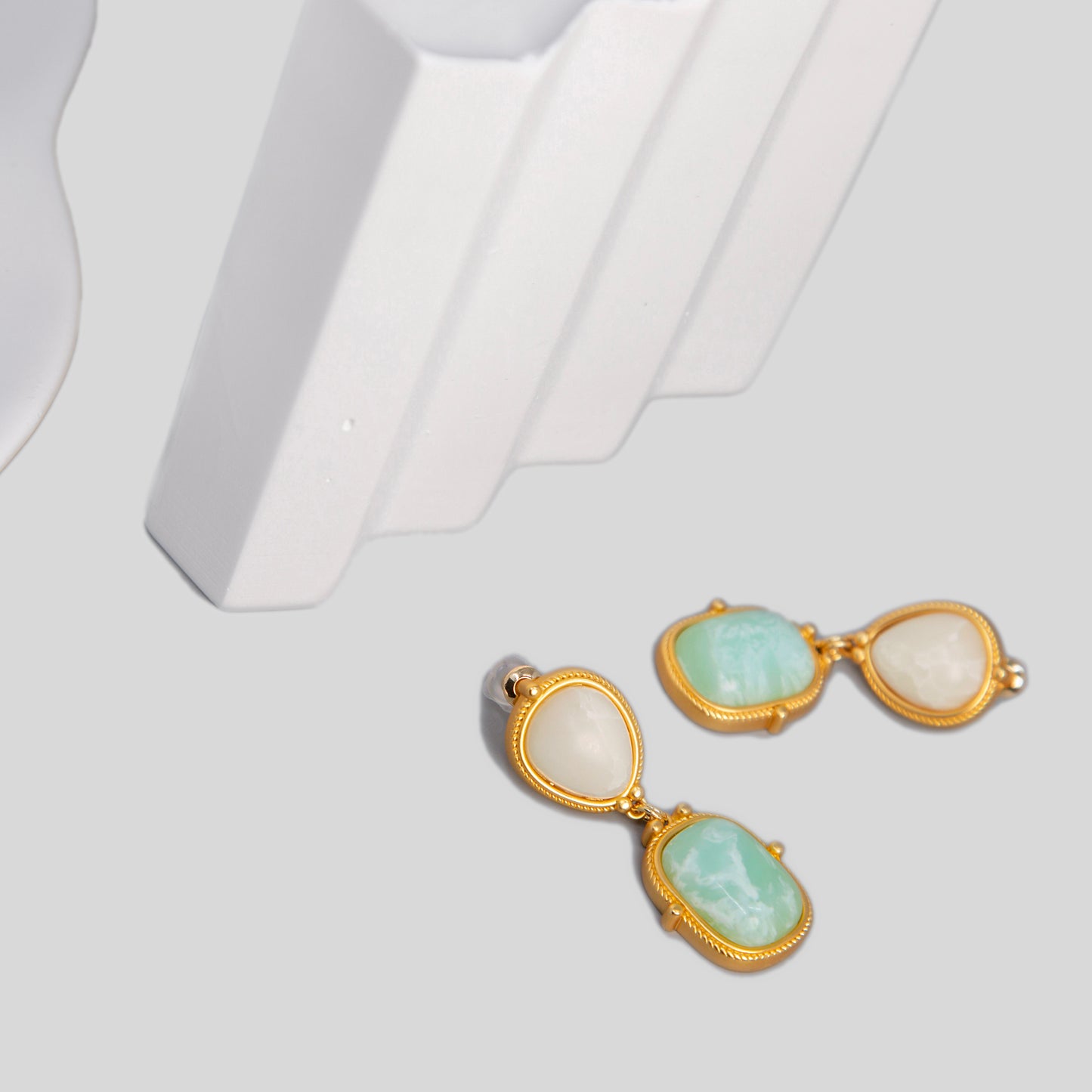 Retro Stone Earrings