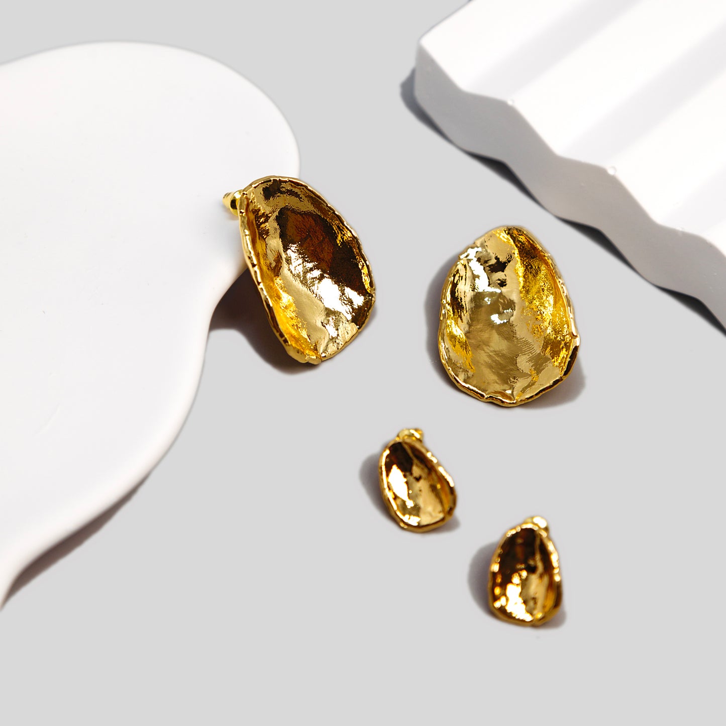 Flaky Texture Earrings