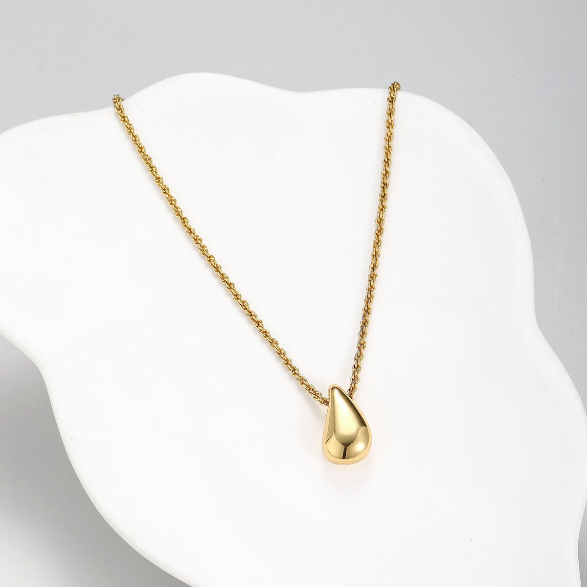 Teardrop Pendant Necklace